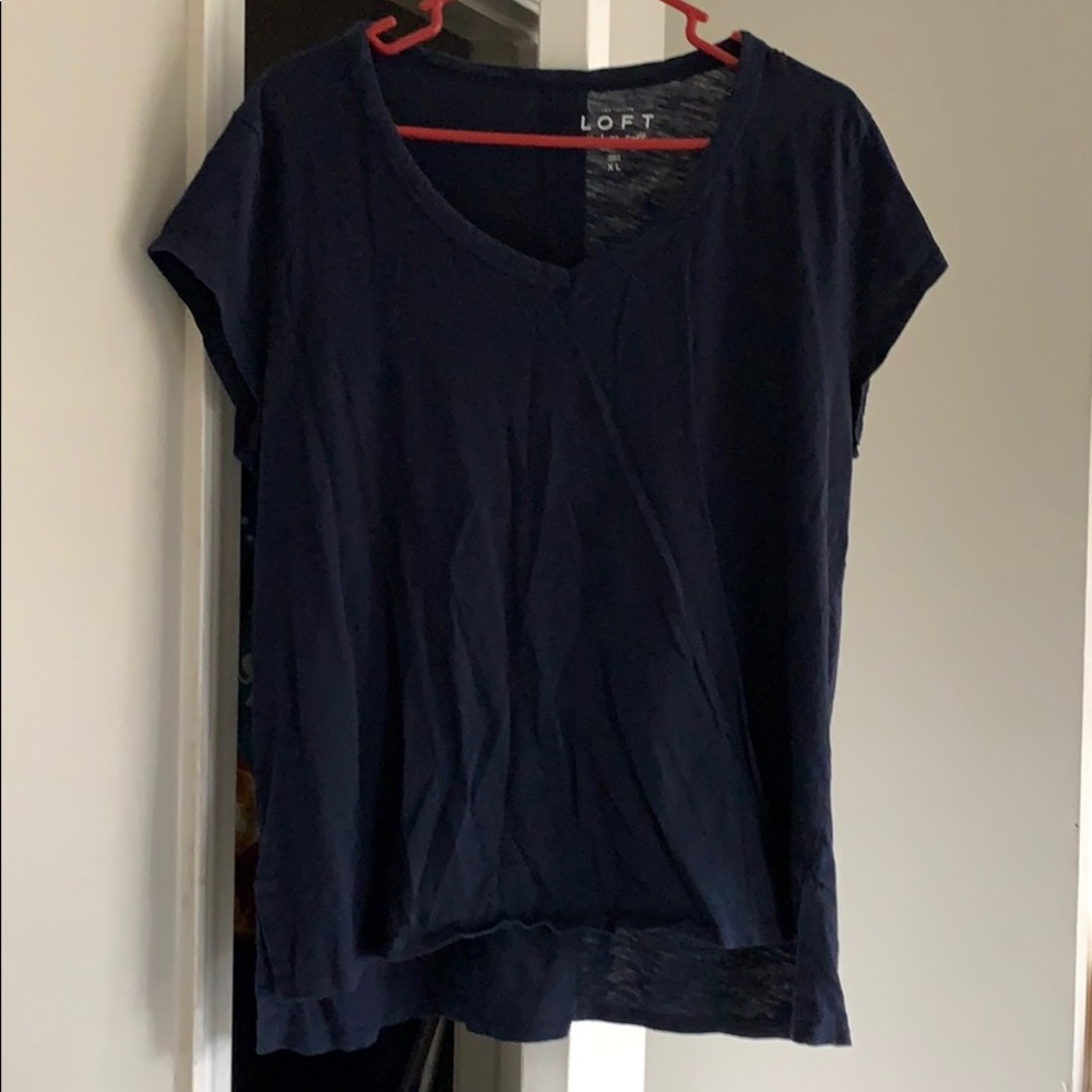 Used v neck loft top